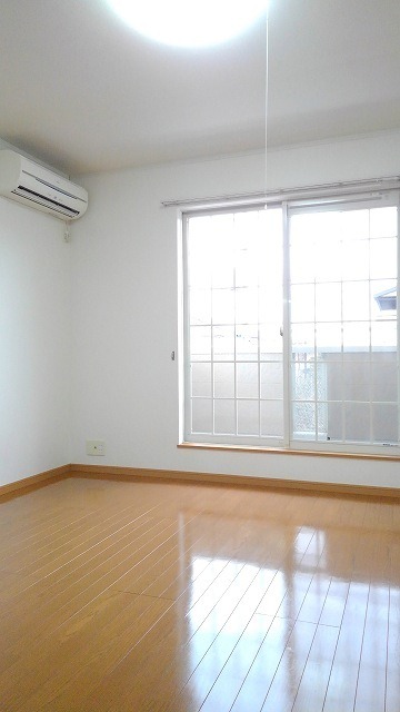 ��ʌ��@�c�s���L�P���ڂ̃A�p�[�g�̋��ԁE���r���O