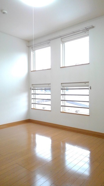 ��ʌ��@�c�s���L�P���ڂ̃A�p�[�g�̂��̑������E�X�y�[�X