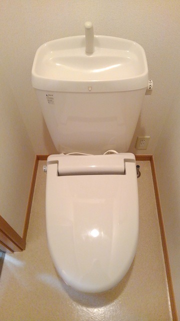 ��ʌ��@�c�s���L�P���ڂ̃A�p�[�g�̃g�C��