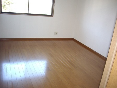 ��ʌ��������܎s�k��y�C���̃A�p�[�g�̂��̑������E�X�y�[�X