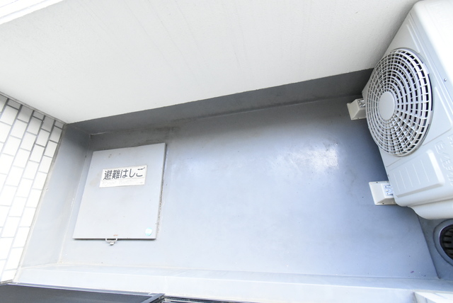 ��ʌ��������܎s��{��x�̓����Q���ڂ̃}���V�����̃o���R�j�[