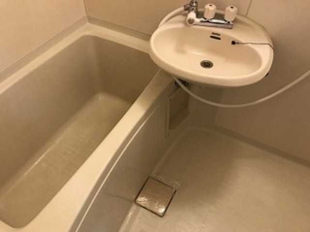 ��ʌ��������܎s������㗎���W���ڂ̃A�p�[�g�̃o�X