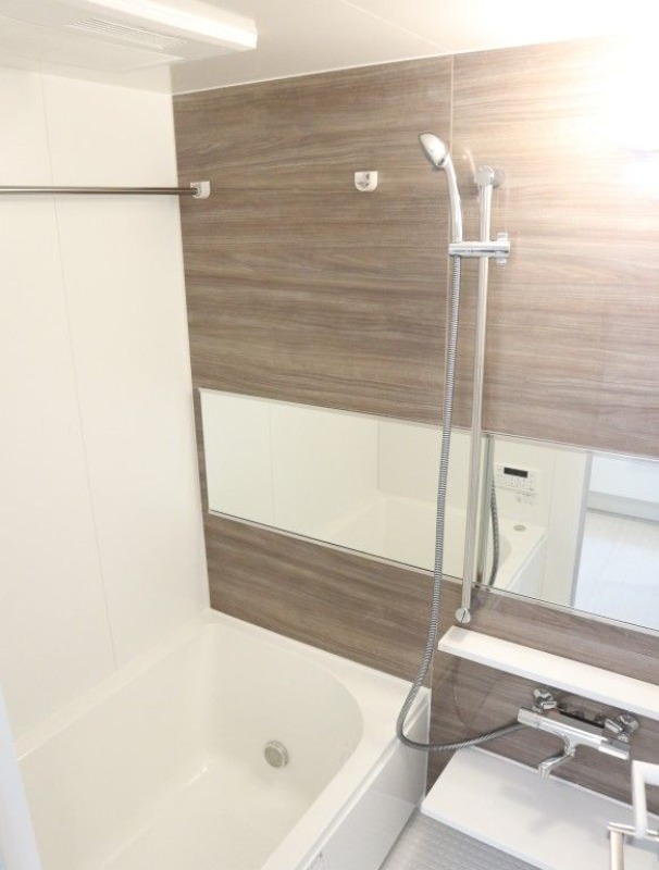 ��ʌ��������܎s��{��y�蒬�R���ڂ̃}���V�����̃o�X