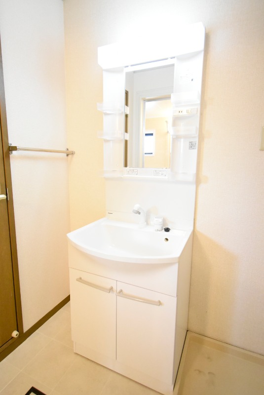 ��ʌ��������܎s�k��g�쒬�P���ڂ̃A�p�[�g�̐��ʏ�