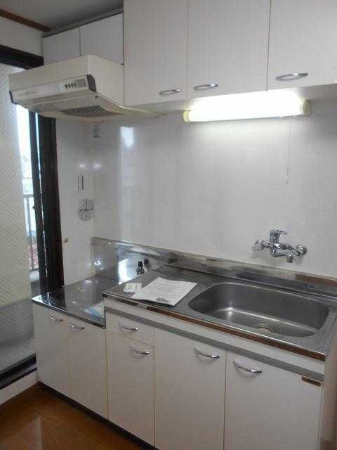 ��ʌ��z�J�s�z���J�Q���ڂ̃}���V�����̃L�b�`��