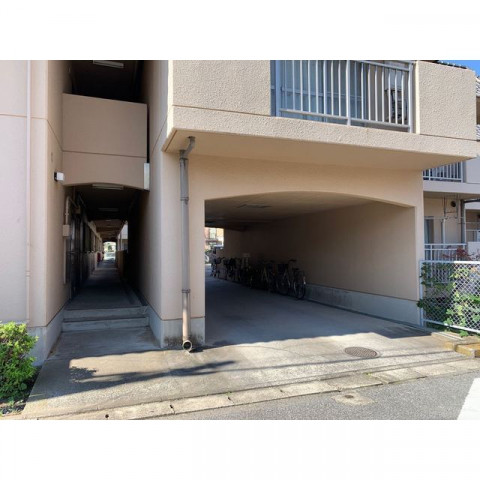 ��ʌ��z�J�s���z�J�P���ڂ̃}���V�����̃G���g�����X