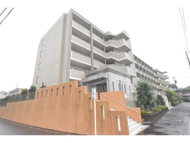 ��ʌ�����s�厚������805-2�̃}���V�����̌����O��