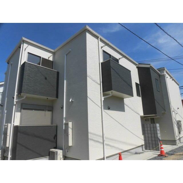 ��ʌ�����s�����R���ڂ̃A�p�[�g�̌����O��