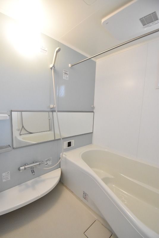 ��ʌ�����s�씵���J�Q���ڂ̃A�p�[�g�̃o�X