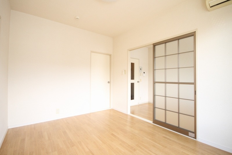 ��ʌ��������܎s�������a�c���P���ڂ̃A�p�[�g�̂��̑������E�X�y�[�X