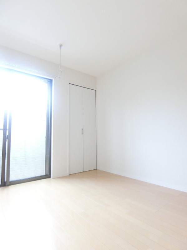 ��ʌ�����s�����R���ڂ̃A�p�[�g�̂��̑������E�X�y�[�X