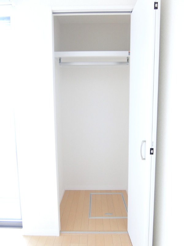 ��ʌ�����s�����R���ڂ̃A�p�[�g�̎��[