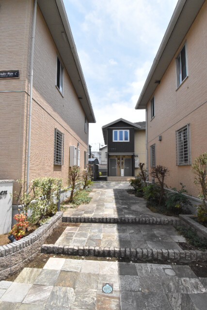 ��ʌ�����s�씵���J�Q���ڂ̃A�p�[�g�̂��̑�