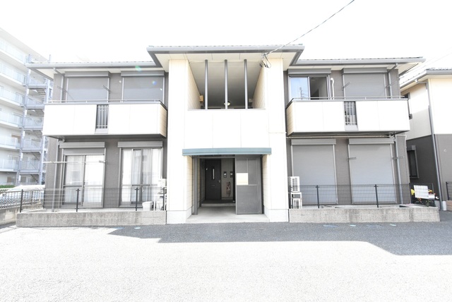 ��ʌ�����s�厚���s�̃A�p�[�g�̌����O��