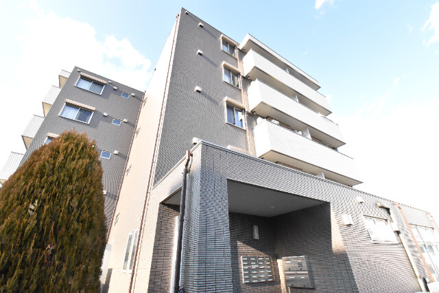 ��ʌ��������܎s�΋�厚����c494-1�̃}���V�����̌����O��