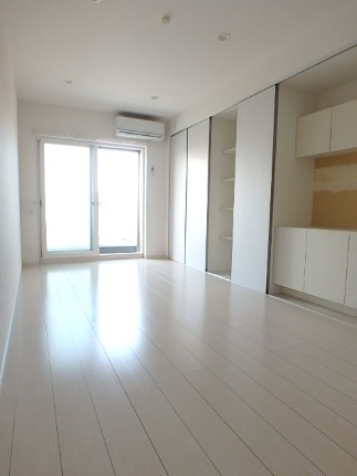 ��ʌ��������܎s�k�擌�听���Q���ڂ̃}���V�����̋��ԁE���r���O