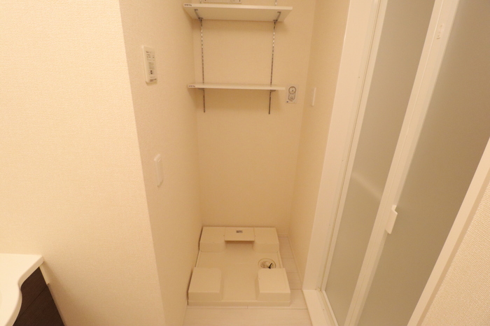 ��ʌ��z�J�s���C�N�^�E���X���ڂ̃A�p�[�g�̂��̑�