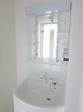 ��ʌ��������܎s�k�擌�听���Q���ڂ̃}���V�����̐��ʏ�