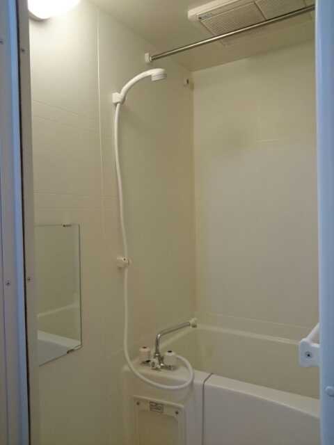 ��ʌ�����s�����S���ڂ̃A�p�[�g�̃o�X